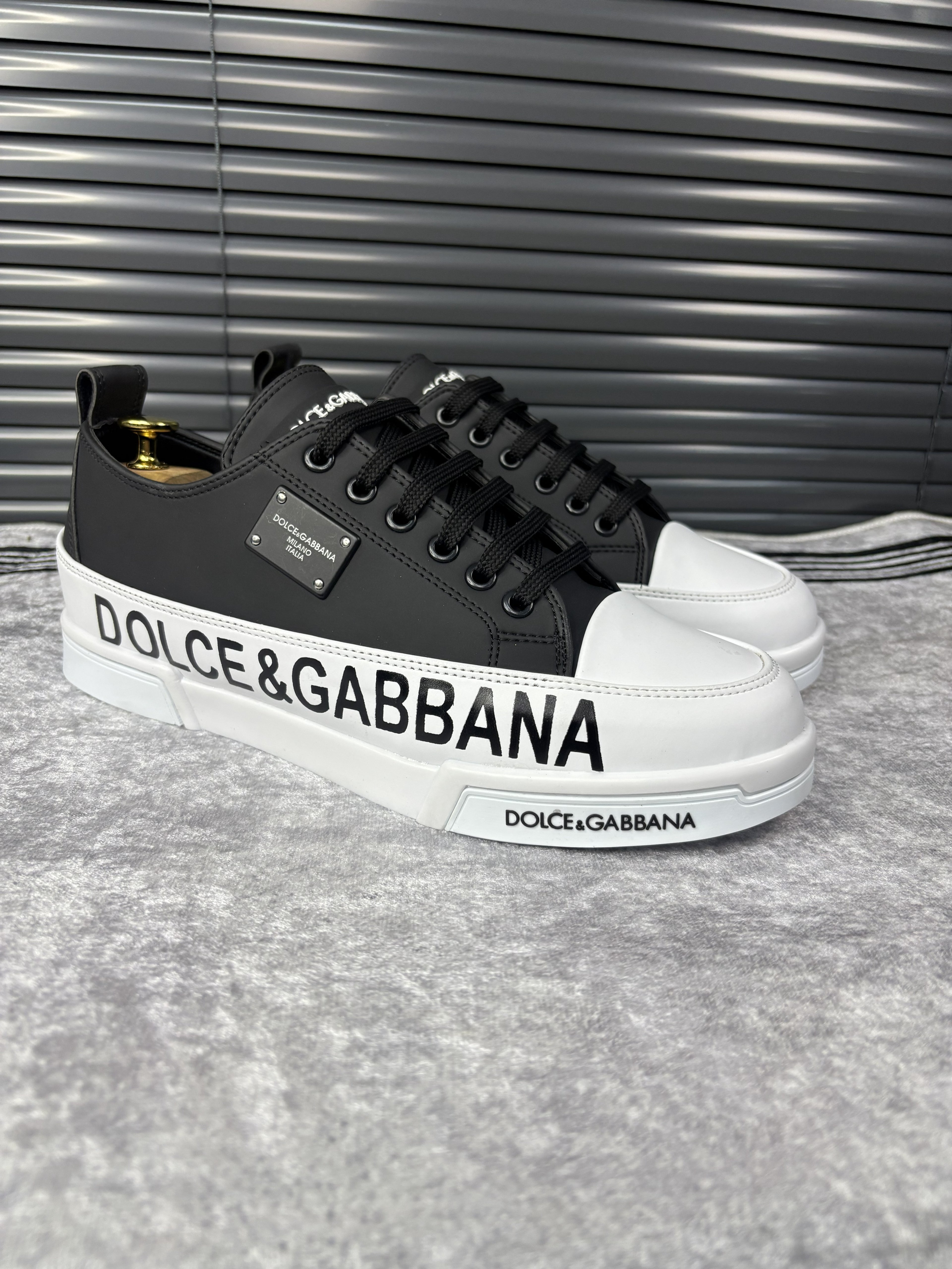 Dolce & Gabbana Erkek Sneaker – Siyah/Beyaz BK 03