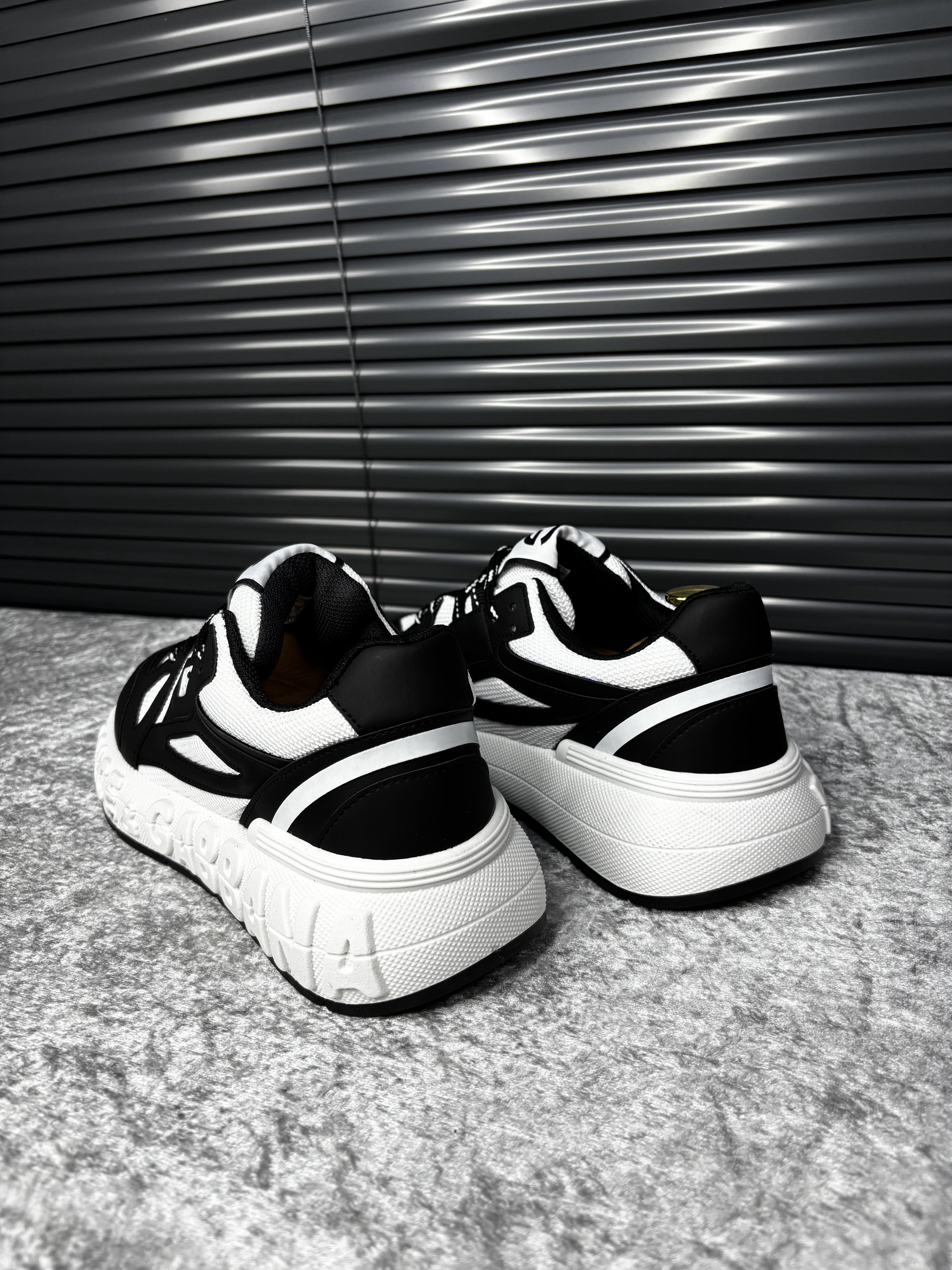 Dolce & Gabbana Erkek Sneaker – Siyah/Beyaz 02 MÇ